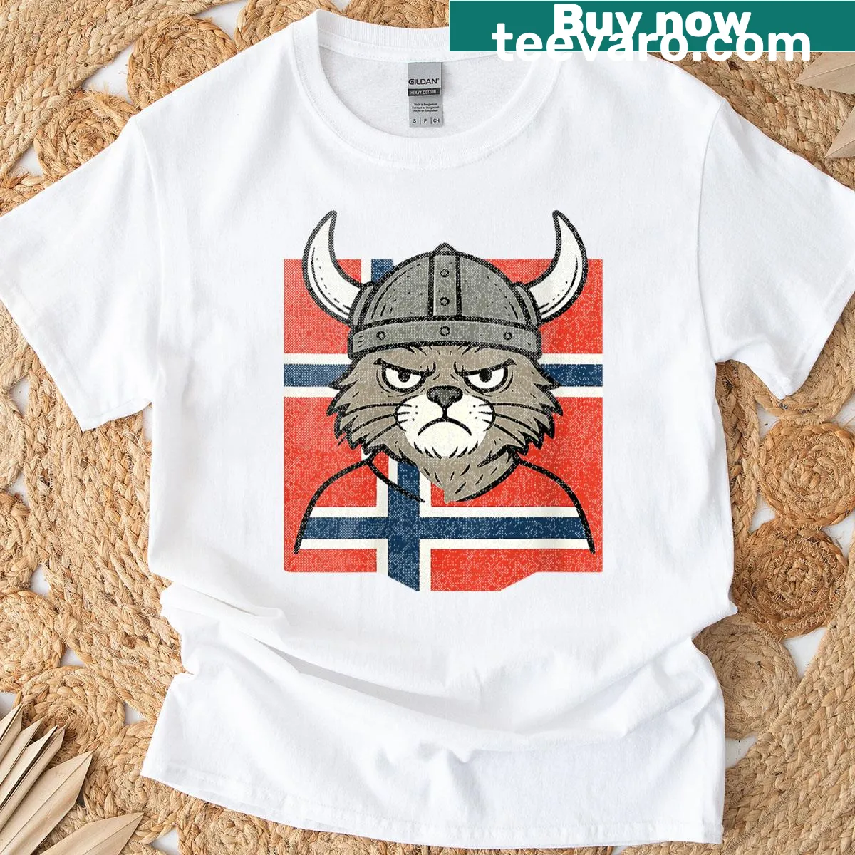 Viking cat illustration with Norway flag on a women's t-shirt — on a men's t-shirt