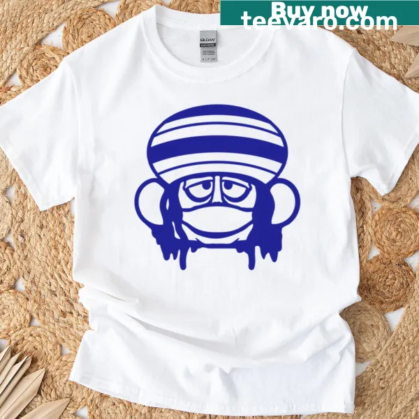 Frog in reggae hat design for music fans with playful flair