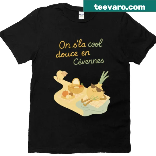 Oversized T-shirt featuring the phrase 'We’re Having A Great Time In The Cvennes'