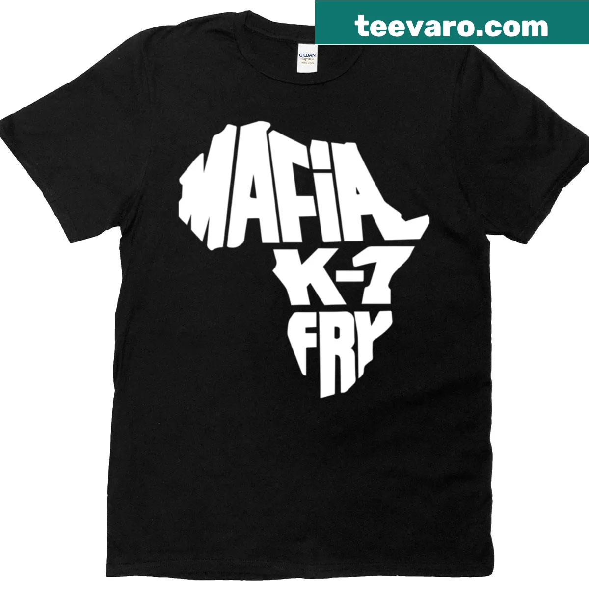 Retro T-shirt featuring the humorous phrase about fighting and humor. — on a men's t-shirt