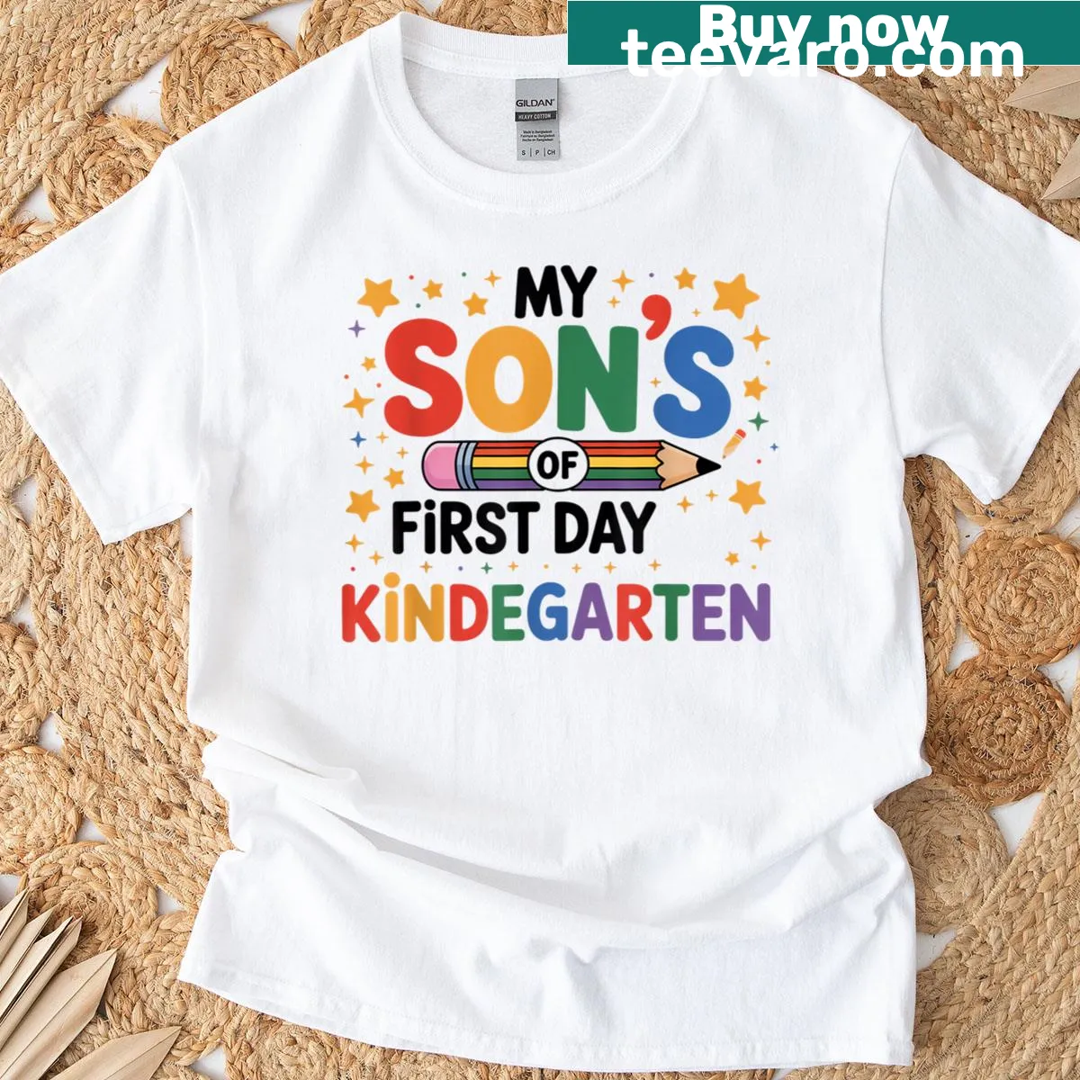 Cute kindergarten first day illustration on t-shirt — on a men's t-shirt