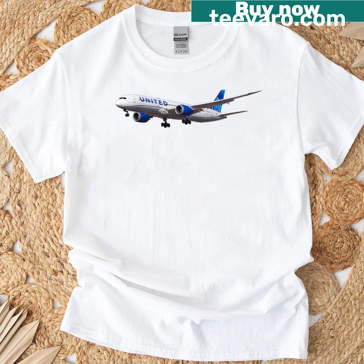 Illustration of United N25982 aircraft on a T-shirt — on a men's t-shirt