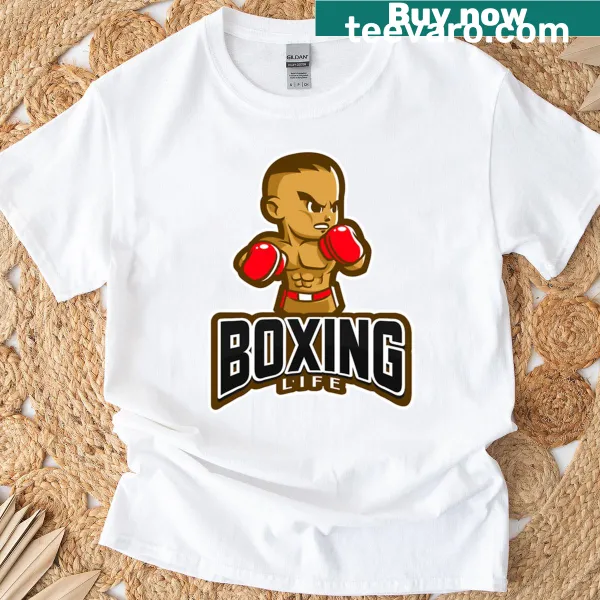 T-shirt with the text 'Boxing Life' in bold letters