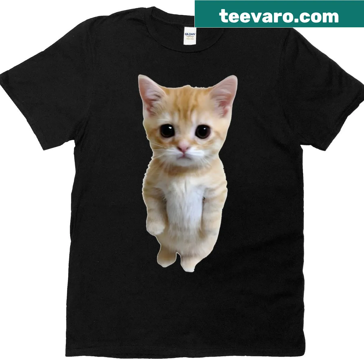 T-shirt featuring playful graphics with the phrase 'El Gato' — on a men's t-shirt