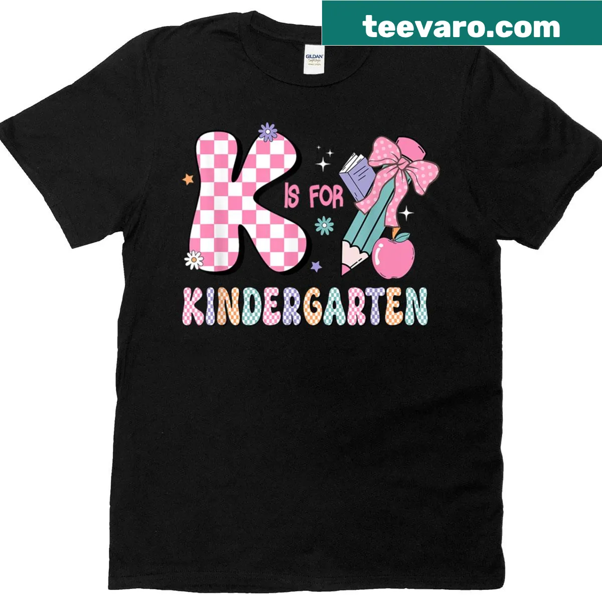 T-shirt for kindergarten teachers with bow graphic — on a men's t-shirt