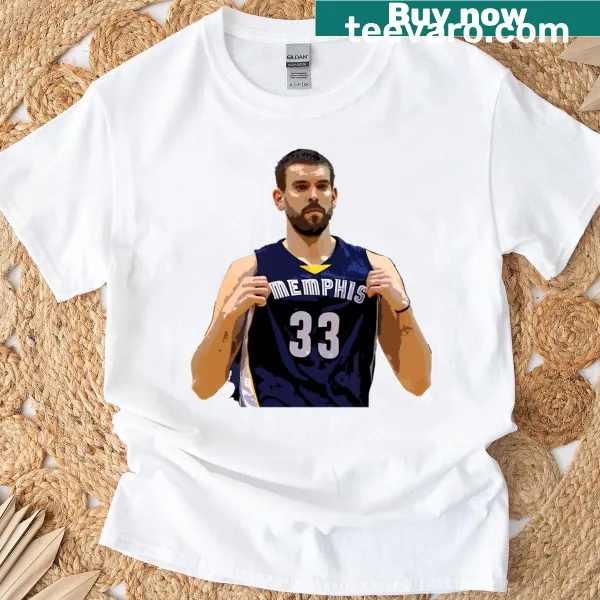 Oversized t-shirt featuring a graphic tribute to Marc Gasol
