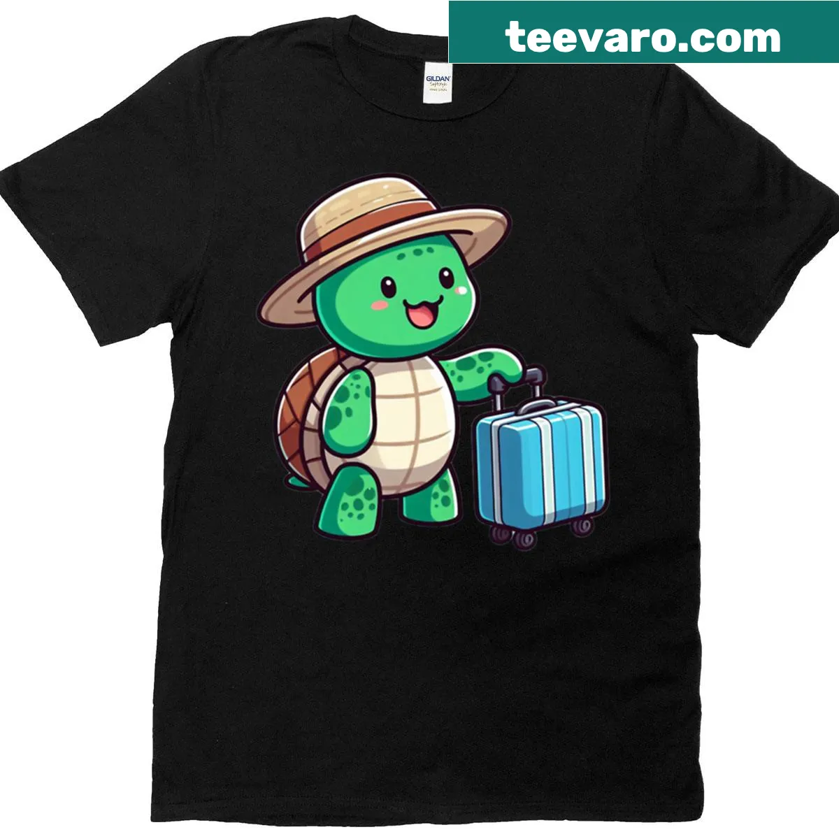 Cartoon turtle with suitcase ready to travel on oversized t-shirt — on a men's t-shirt