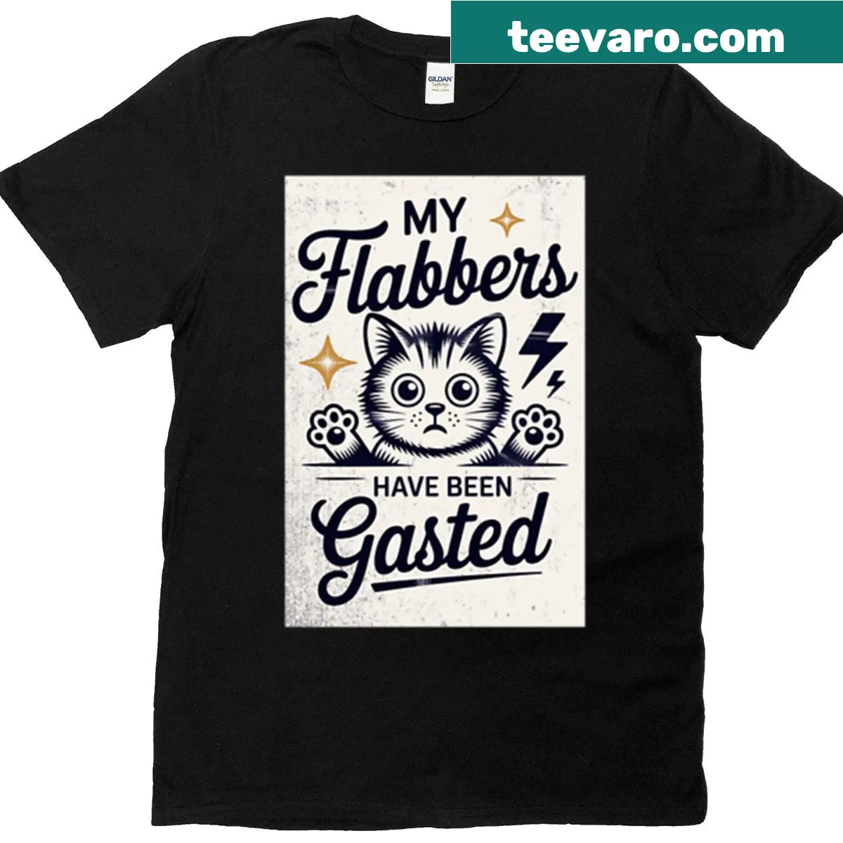 Oversized T-shirt featuring a surprised cat graphic — on a men's t-shirt
