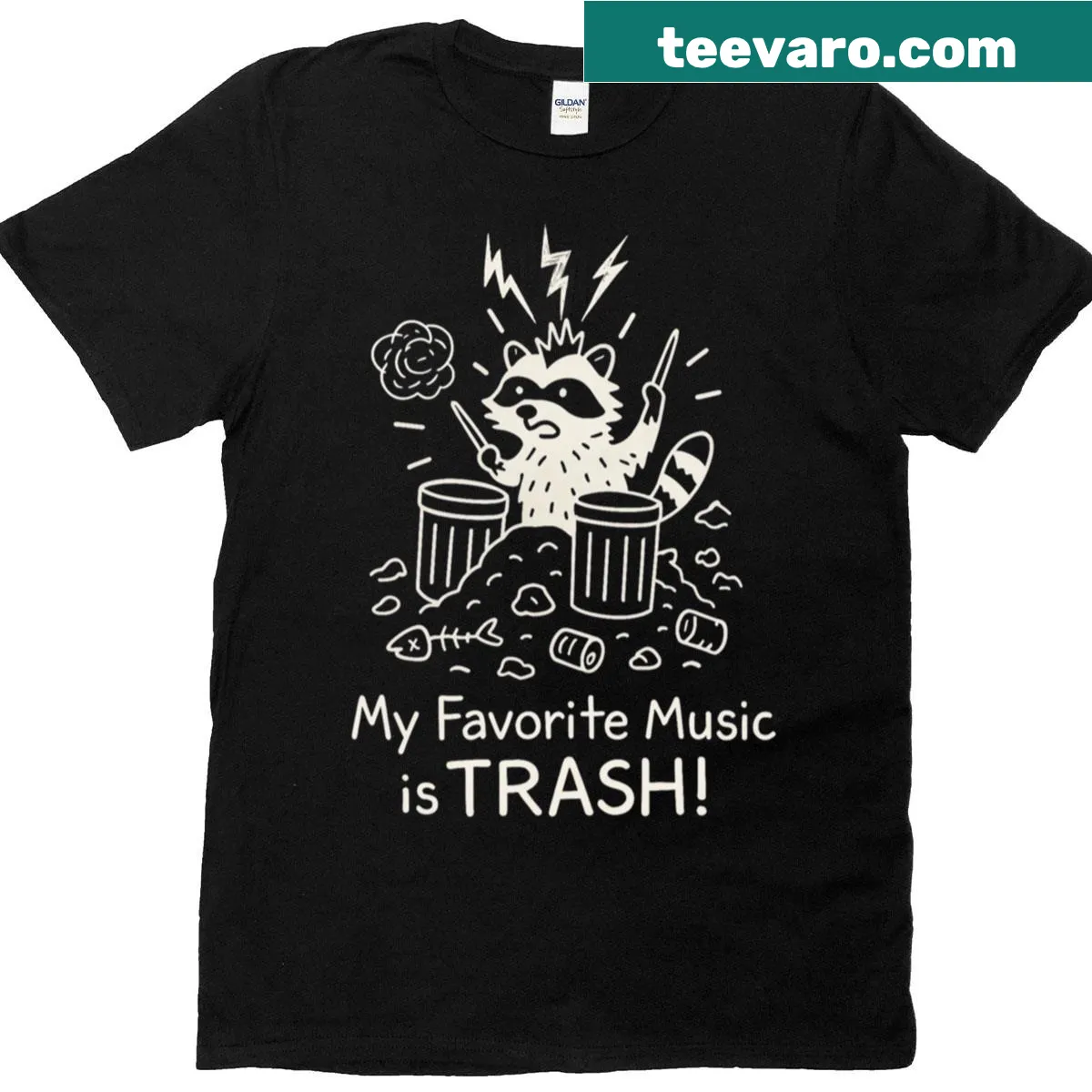 Funny cartoon raccoon playing drums on trash cans — on a men's t-shirt