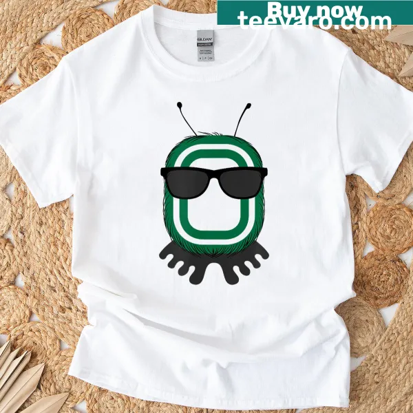 Illustrative T-shirt celebrating Echo Lake and nature