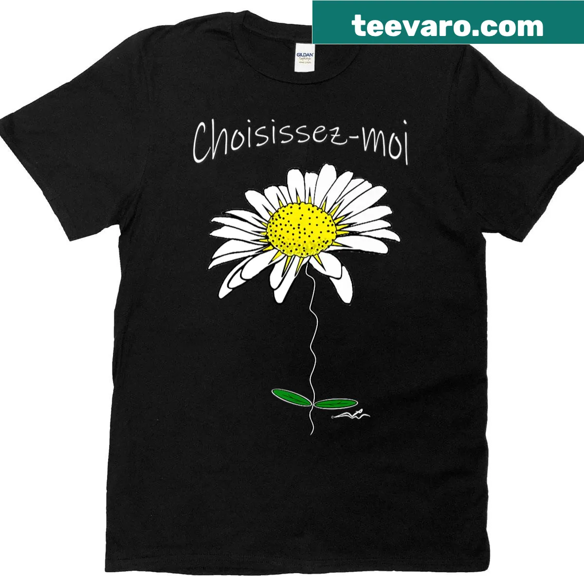 Playful graphic T-shirt with 'Choisissez-moi' and daisy design — on a men's t-shirt