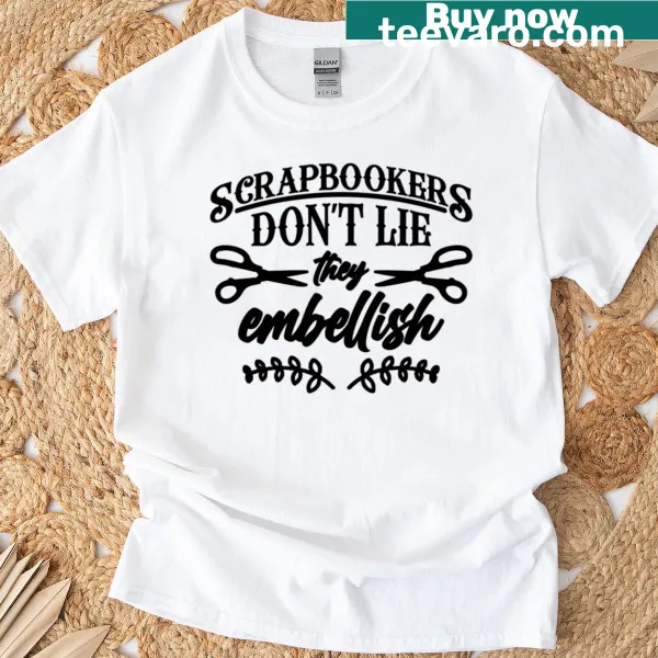 Humorous scrapbooker t-shirt with crafting-themed text