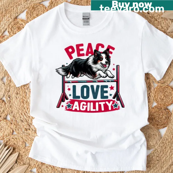 T-shirt with illustration of a dog in an agility course