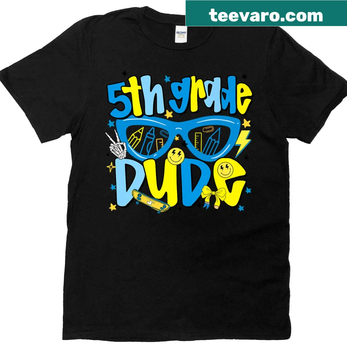 Back-to-school graphic for 5th grade students on a T-shirt — on a men's t-shirt