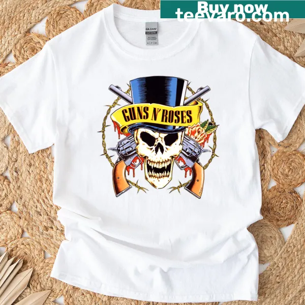 Guns N Roses emblem graphic on a classic rock band T-shirt.