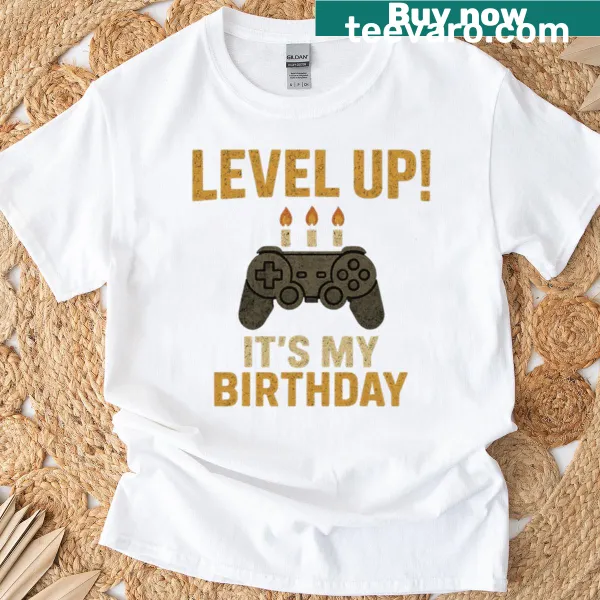 Funny oversized T-shirt featuring a retro controller for gamers