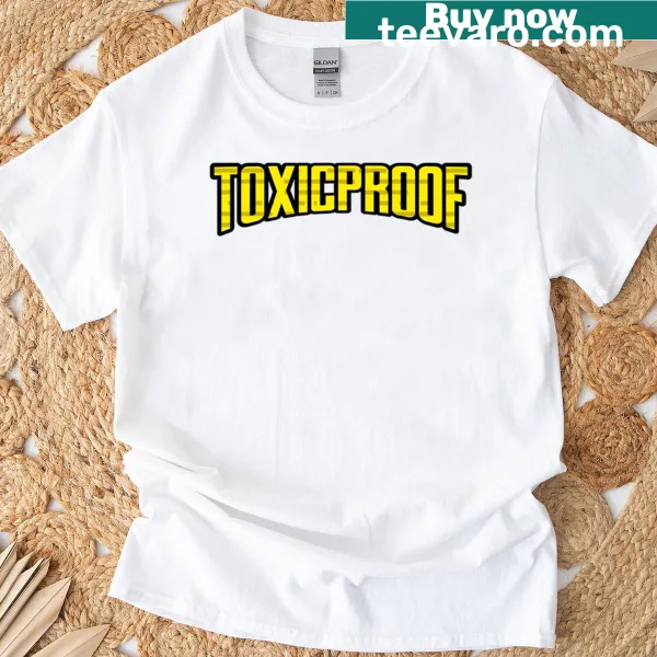 Minimalist oversized T-shirt with Toxicproof text