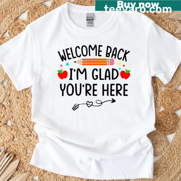Welcoming back-to-school message on a teacher's t-shirt