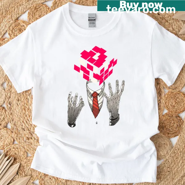 Clever Mind Game graphic on T-shirt for psychology enthusiasts