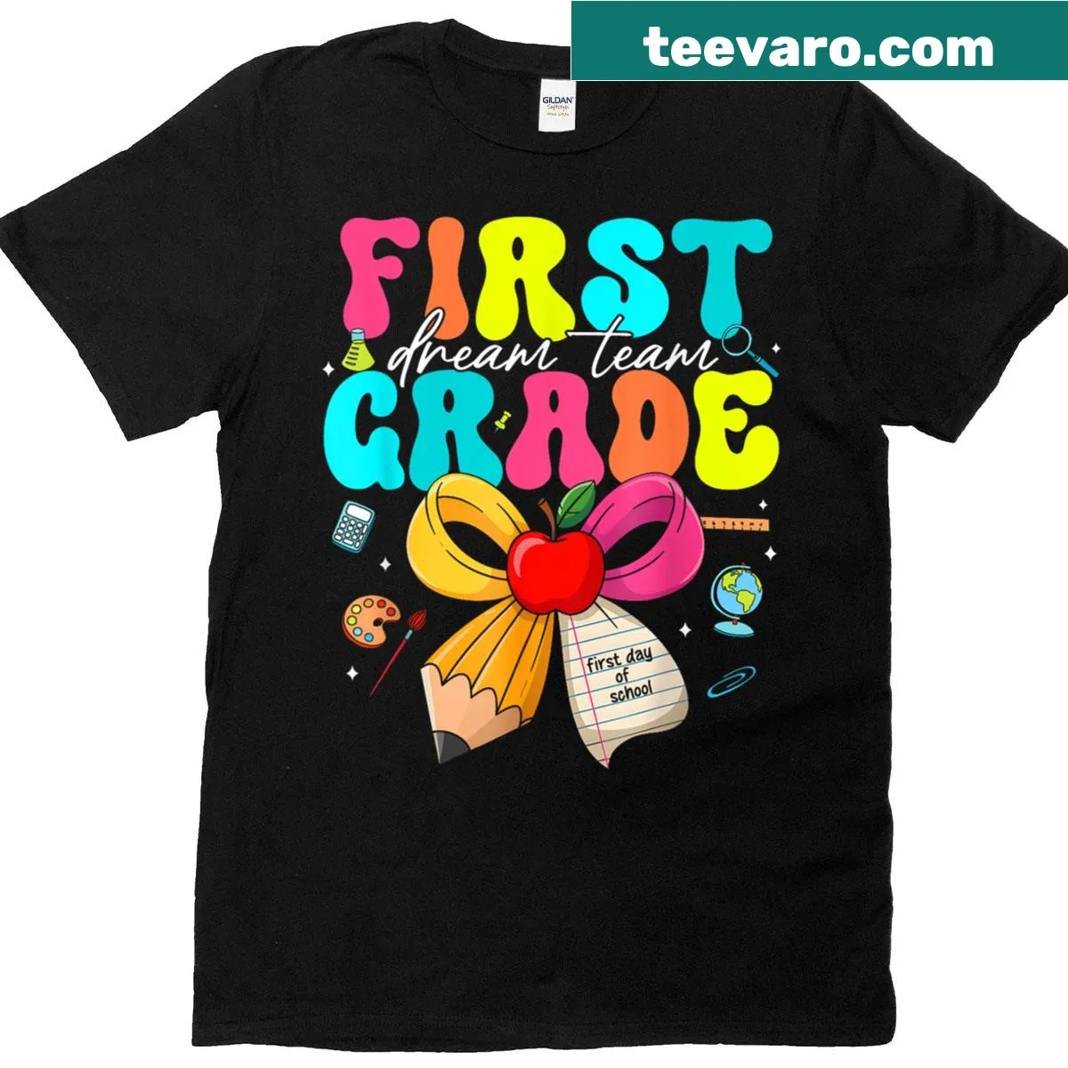 Cute kids' T-shirt celebrating teamwork for first graders — on a men's t-shirt