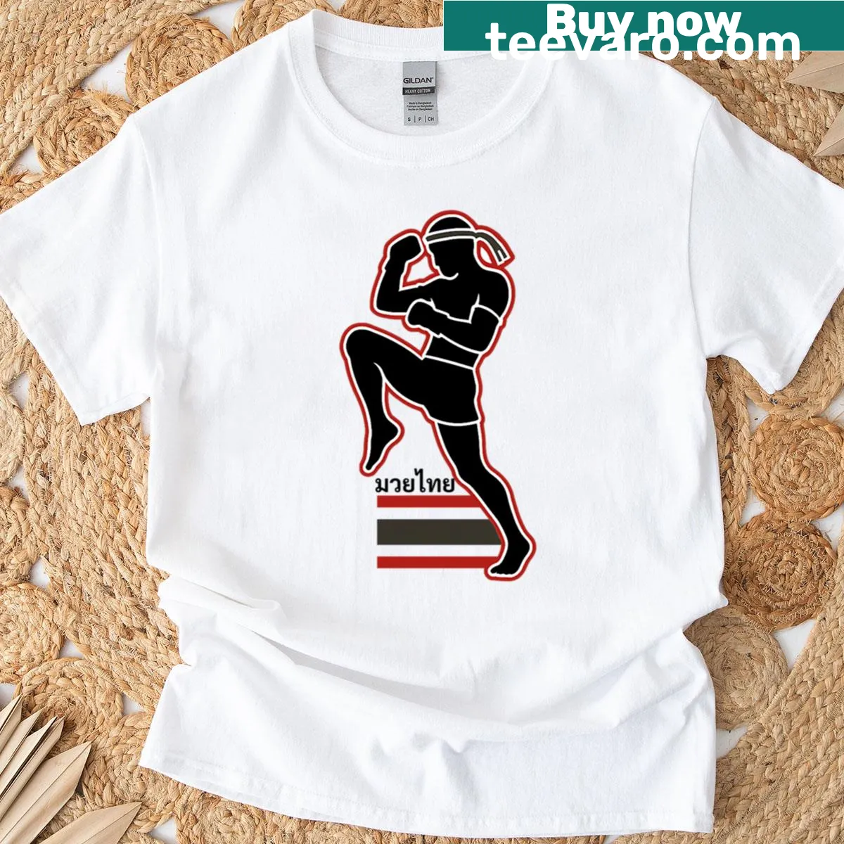 Silhouette of a Muay Thai fighter on a T-shirt — on a men's t-shirt