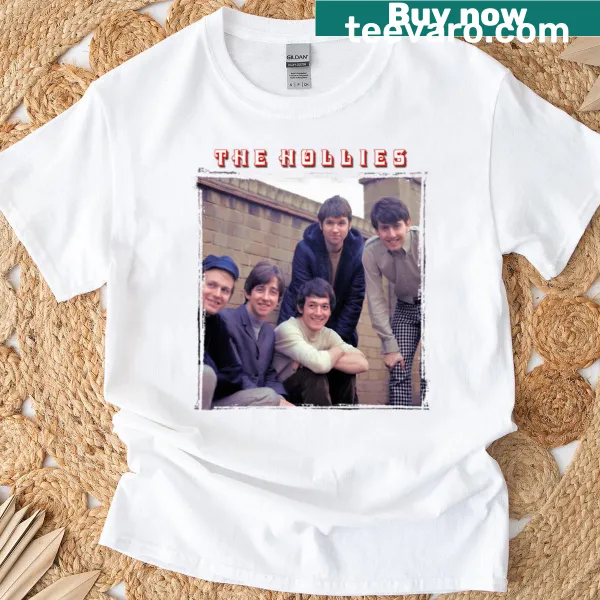 Youthful dreamwear T-shirt featuring whimsical parade illustrations