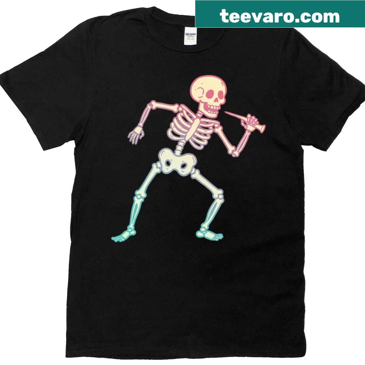 Cheerful singing skeleton t-shirt with microphone illustration — on a men's t-shirt