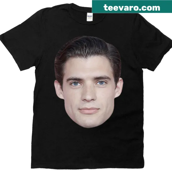 T-shirt featuring the face of David Corenswet