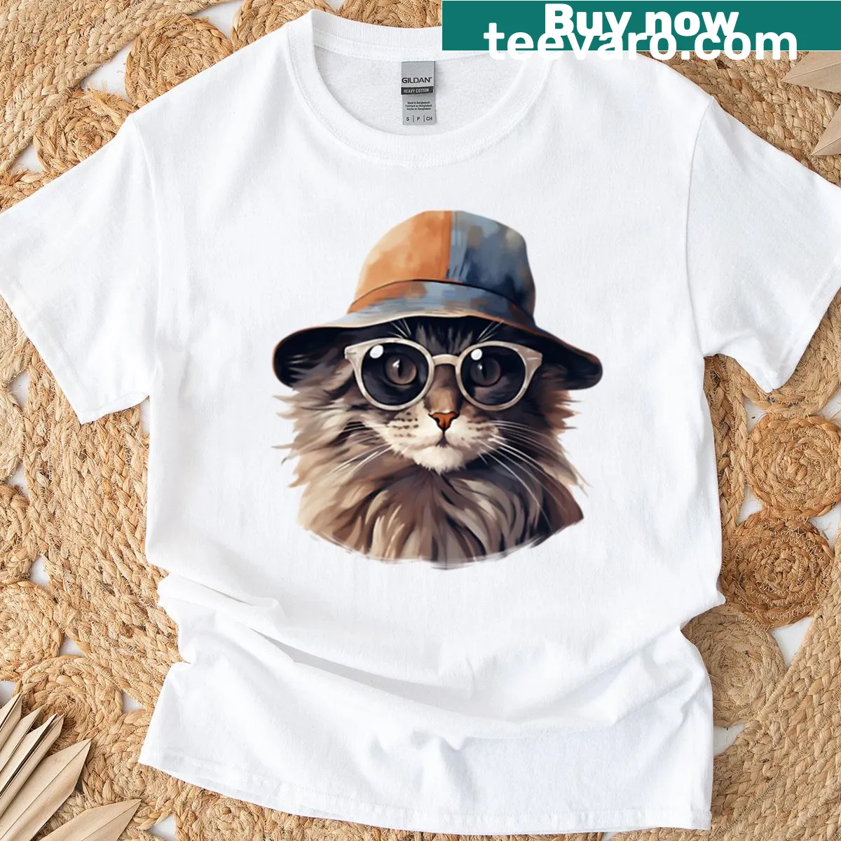 Cute cat illustration with sunglasses and colorful hat — on a men's t-shirt