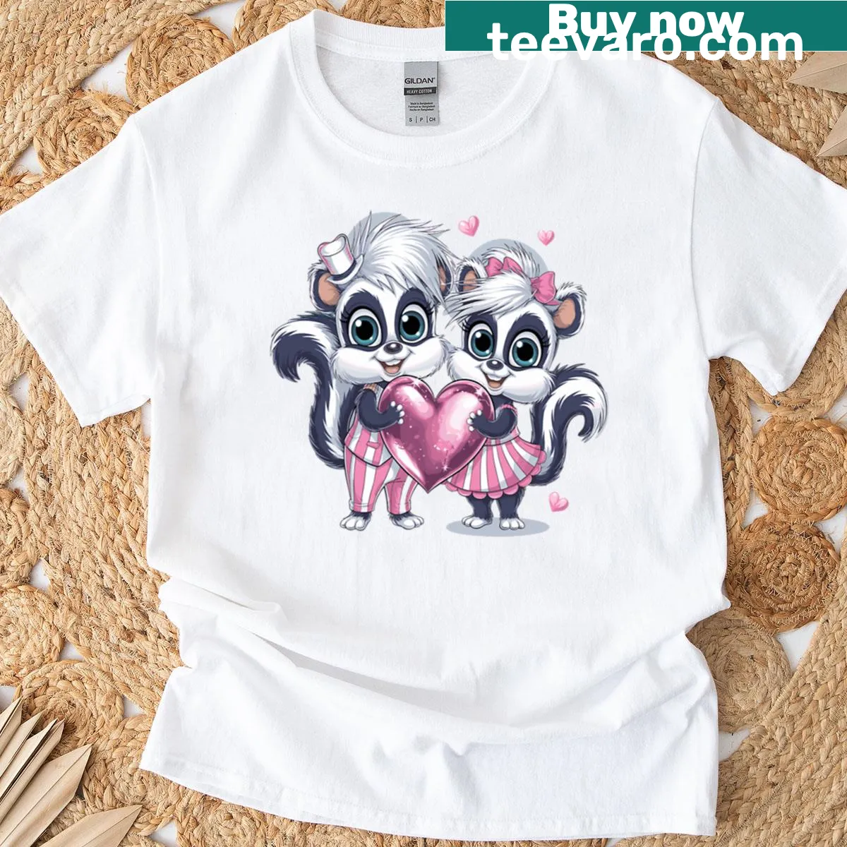 Illustration of a skunk couple surrounded by hearts on a t-shirt — on a men's t-shirt