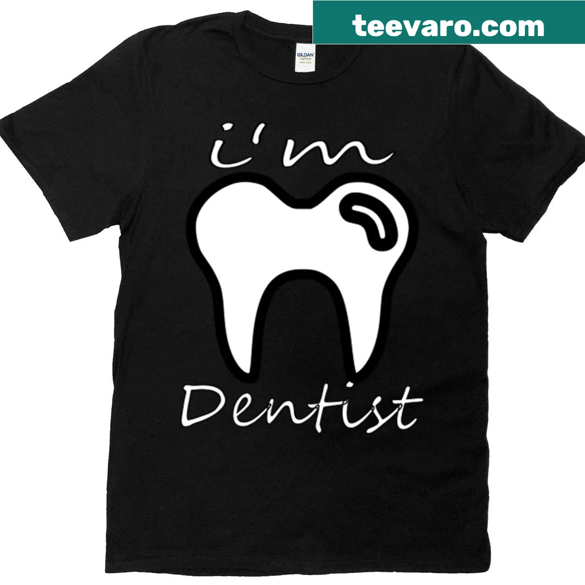 Oversized t-shirt stating 'I'm A Dentist' — on a men's t-shirt