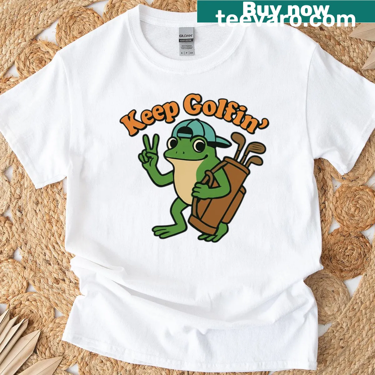 Funny retro golf frog graphic on an oversized T-shirt — on a men's t-shirt