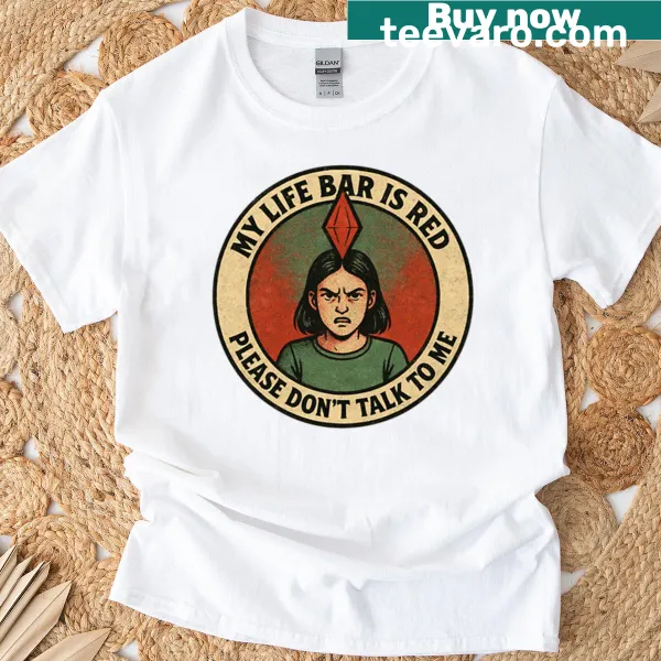 Oversized tee featuring a red life bar inspired by gaming and Sims