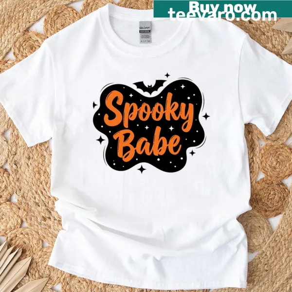 Cute Halloween T-shirt with a Smooky Babe design