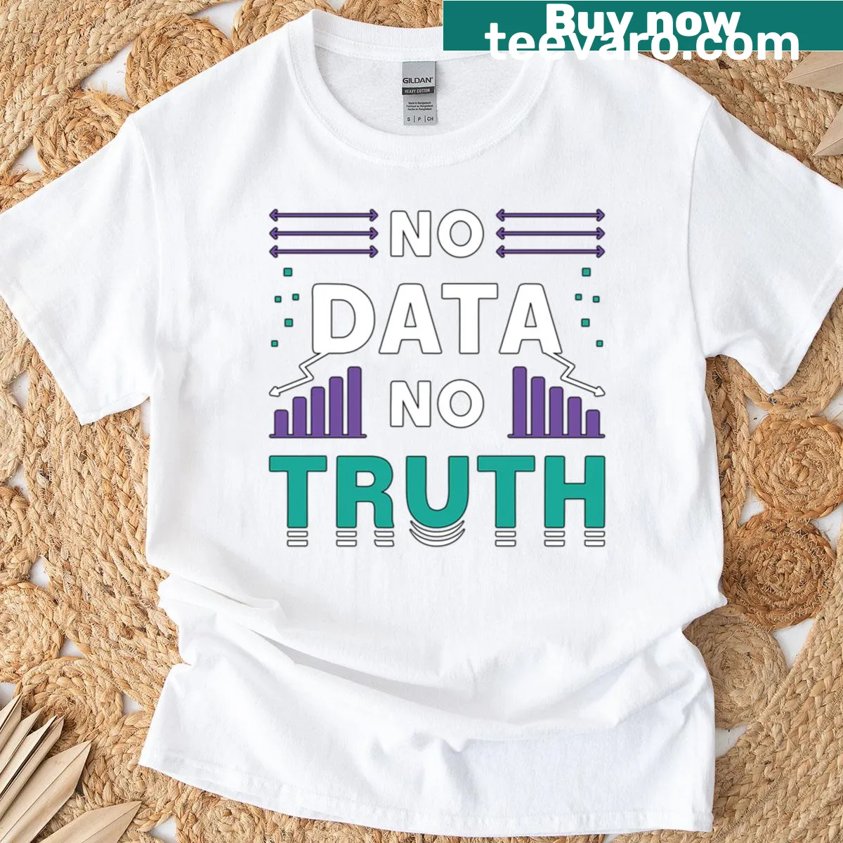 Typography shirt with the phrase 'No Data No Truth' for analysts. — on a men's t-shirt