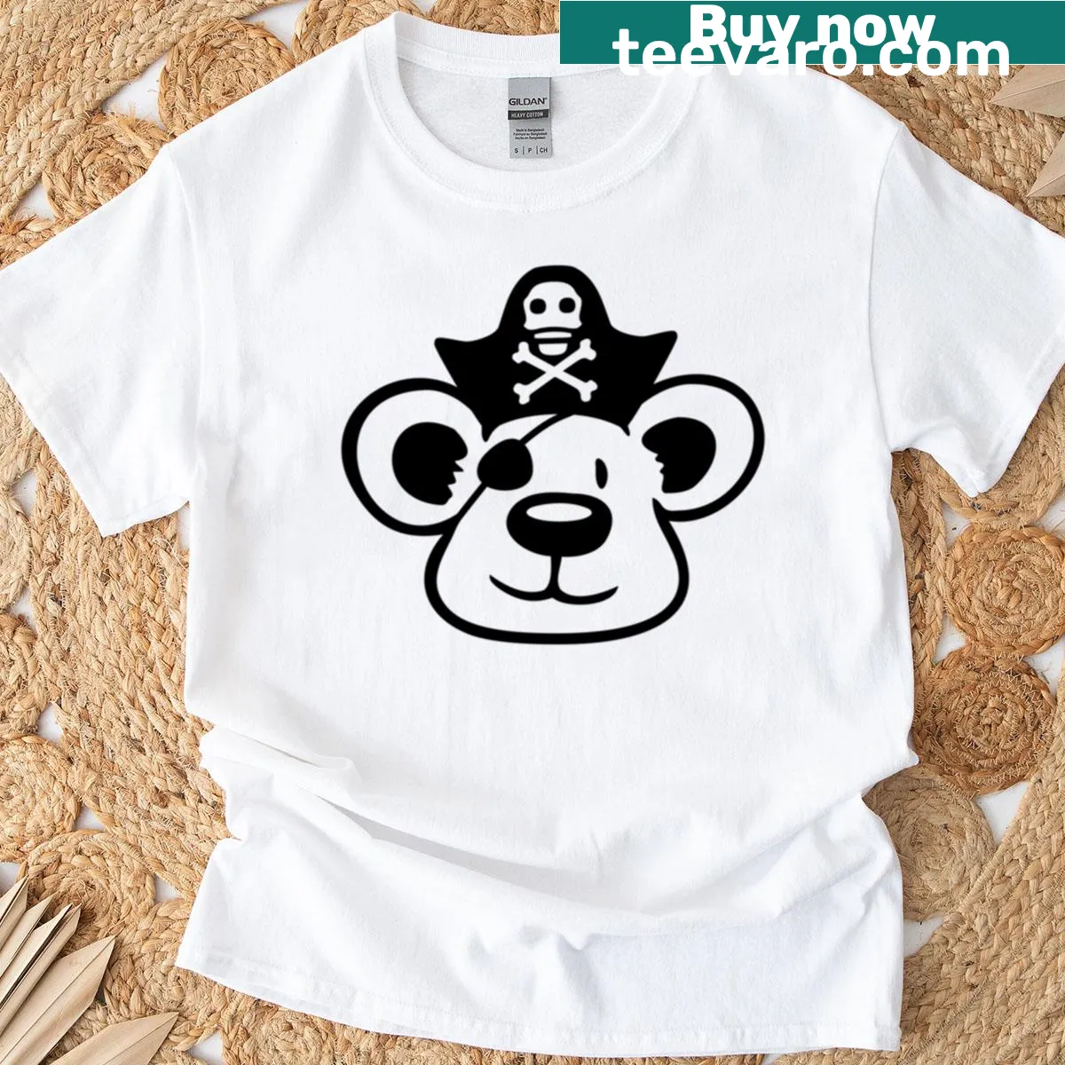 Playful bear pirate captain illustration on a sailing T-shirt — on a men's t-shirt