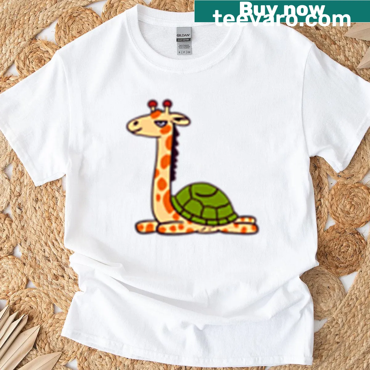 Cartoon illustration of a lazy turtle and giraffe on a t-shirt. — on a men's t-shirt