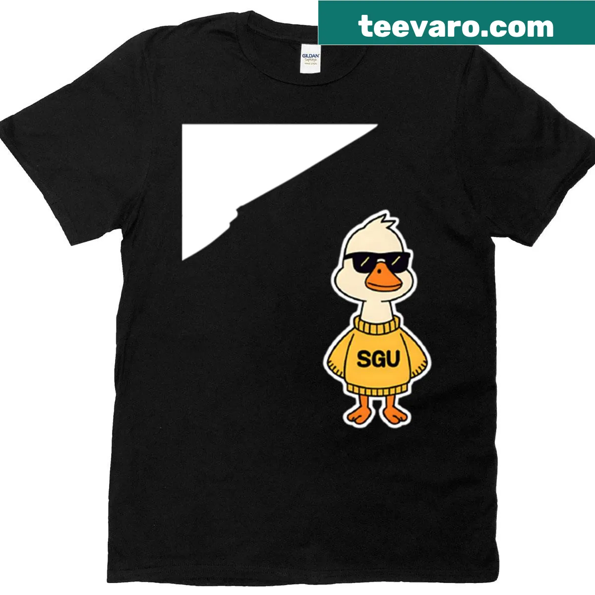 Cartoon graduation goose on a university alumnus t-shirt — on a men's t-shirt