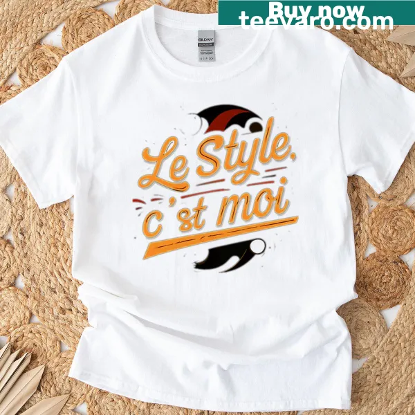 Bold typography t-shirt stating 'Style Is Me'