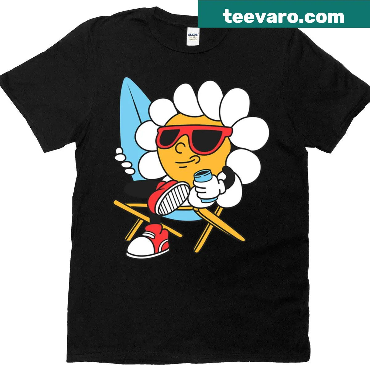 Cartoon character with sunglasses graphic on trendy T-shirt — on a men's t-shirt