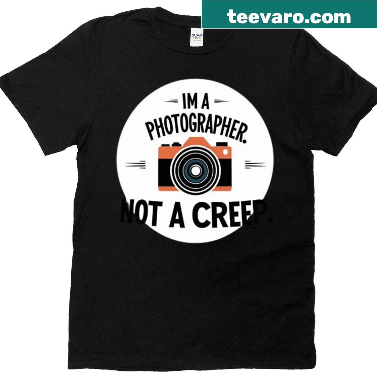 Oversized T-shirt with humorous photographer slogan — on a men's t-shirt