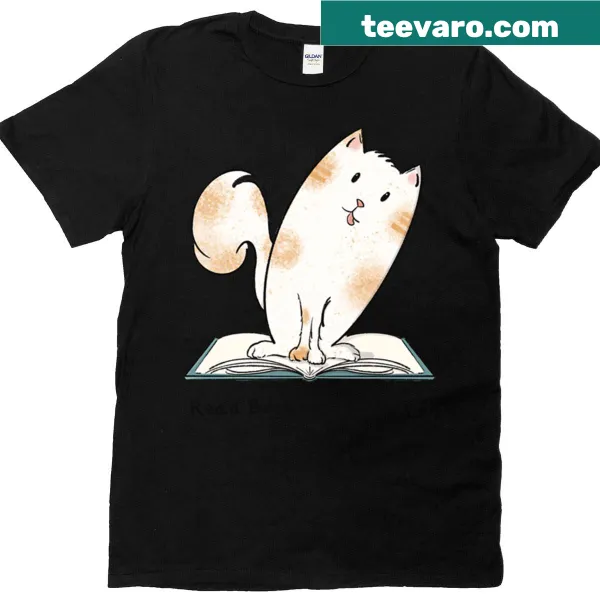 Oversized T-shirt with playful text 'Read Between The Paws'