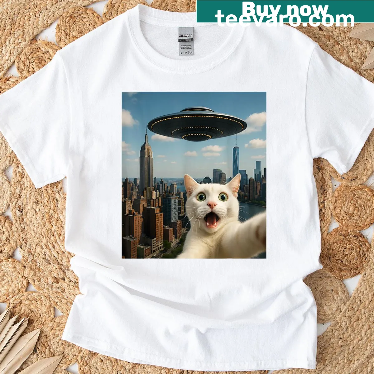 Funny cartoon cat and alien selfie design T-shirt — on a men's t-shirt