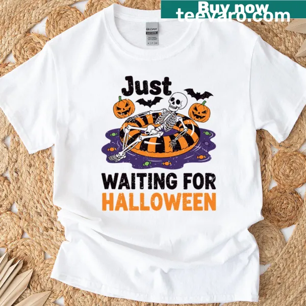 Chill skeleton design awaiting Halloween vibes T-shirt