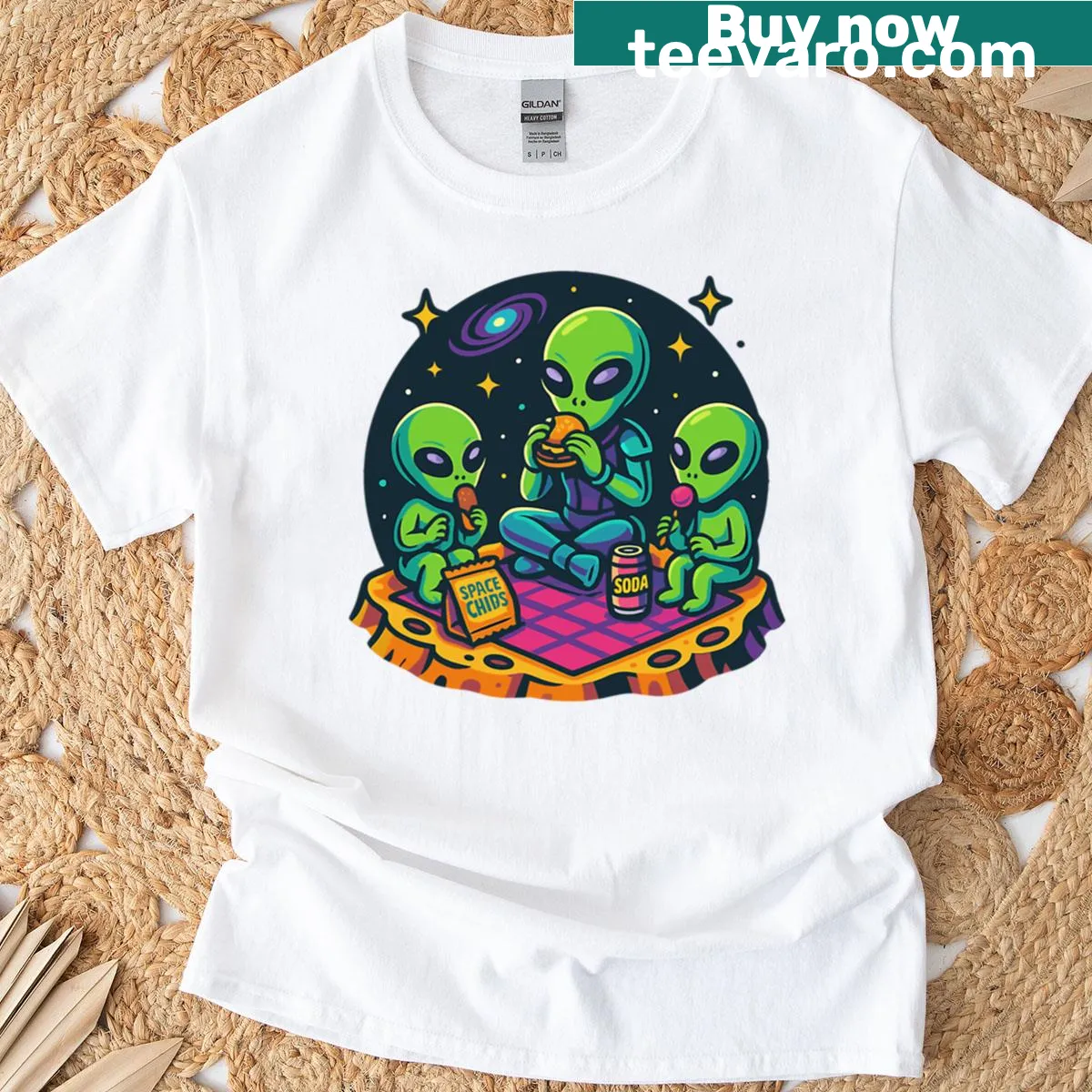 Cartoon alien family having a picnic in space with snacks — on a men's t-shirt