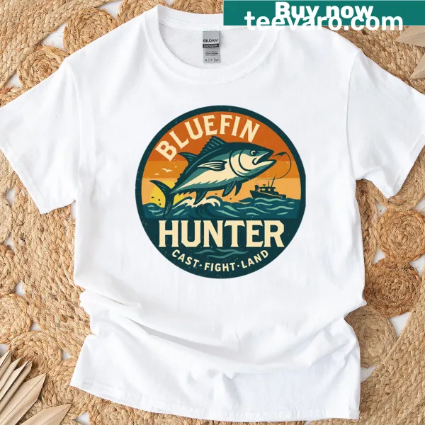 Oversized T-shirt with bluefin fish graphic for sport fishing