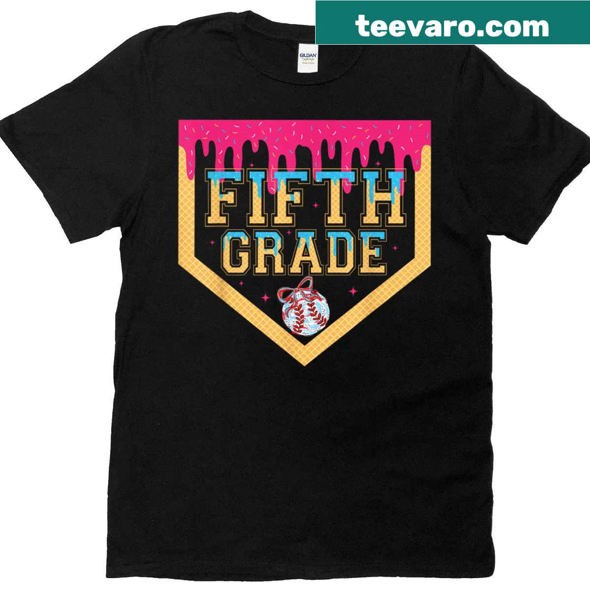 Cartoon ice cream and baseball graphic on T-shirt — on a men's t-shirt