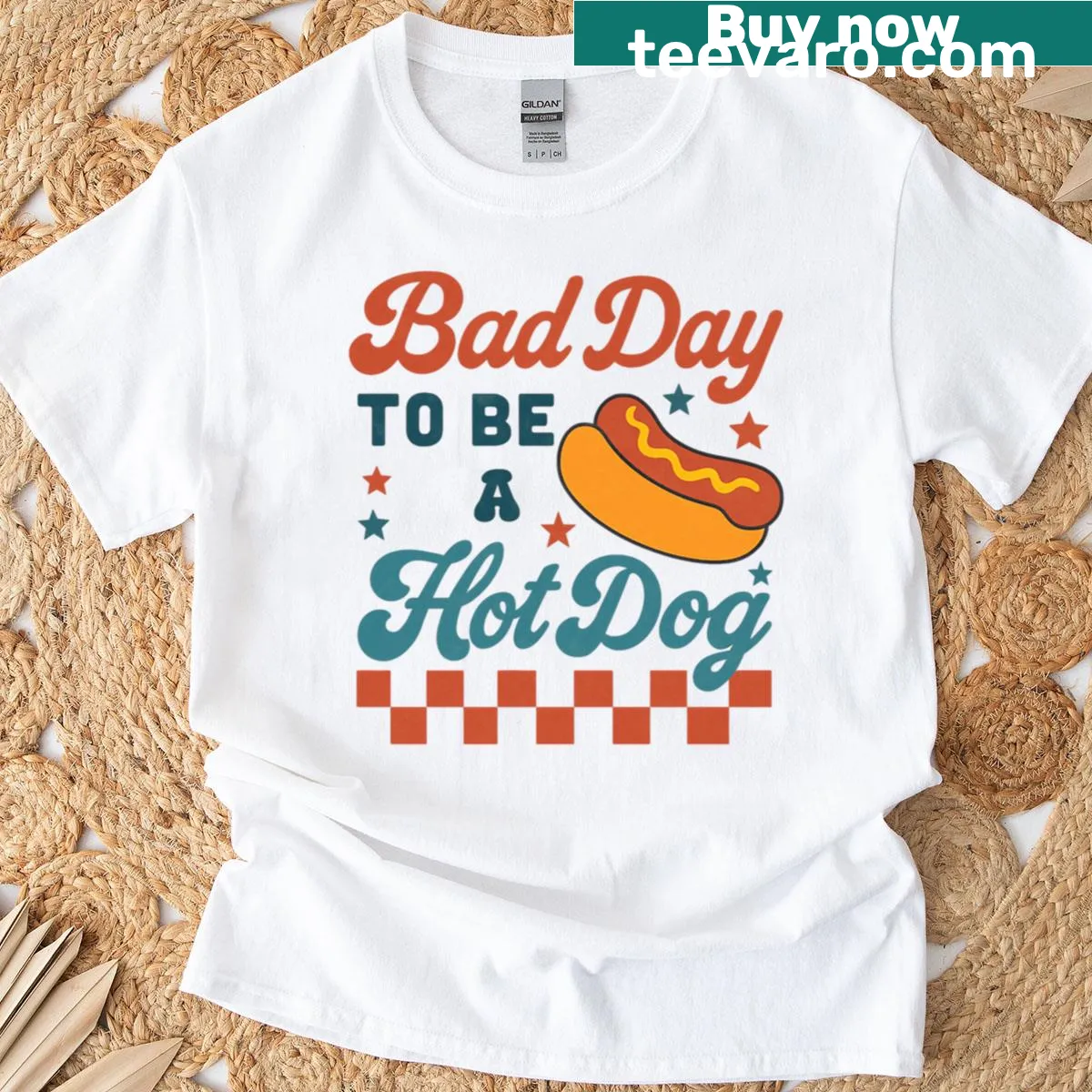 Retro hot dog graphic for picnics and summer fun — on a men's t-shirt