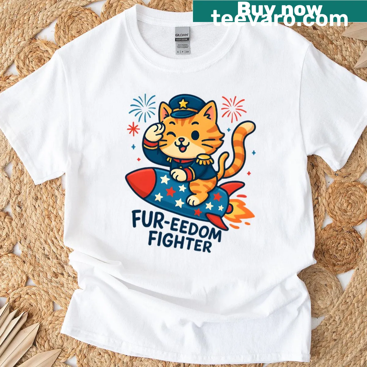 Cute cat rocket graphic for 4th of July celebrations — on a men's t-shirt