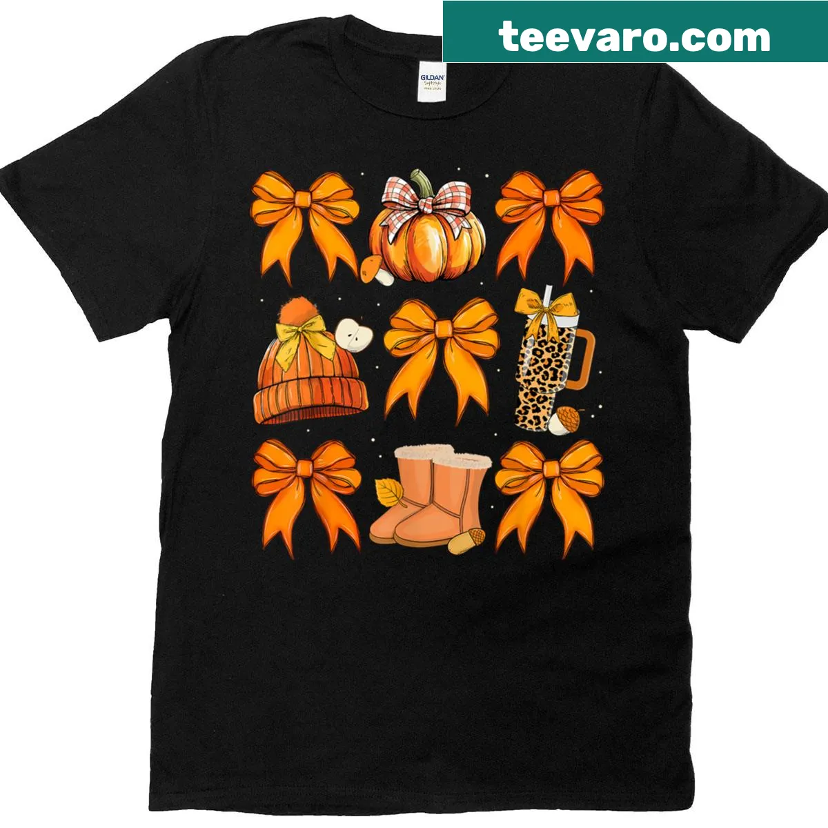 Retro pumpkin design with a bow on a women's T-shirt — on a men's t-shirt